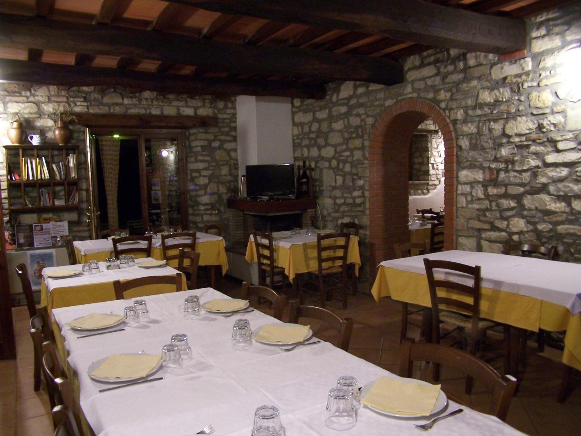 فيلا Agriturismo Fontandrone بييفي سانتو ستيفانو المظهر الخارجي الصورة