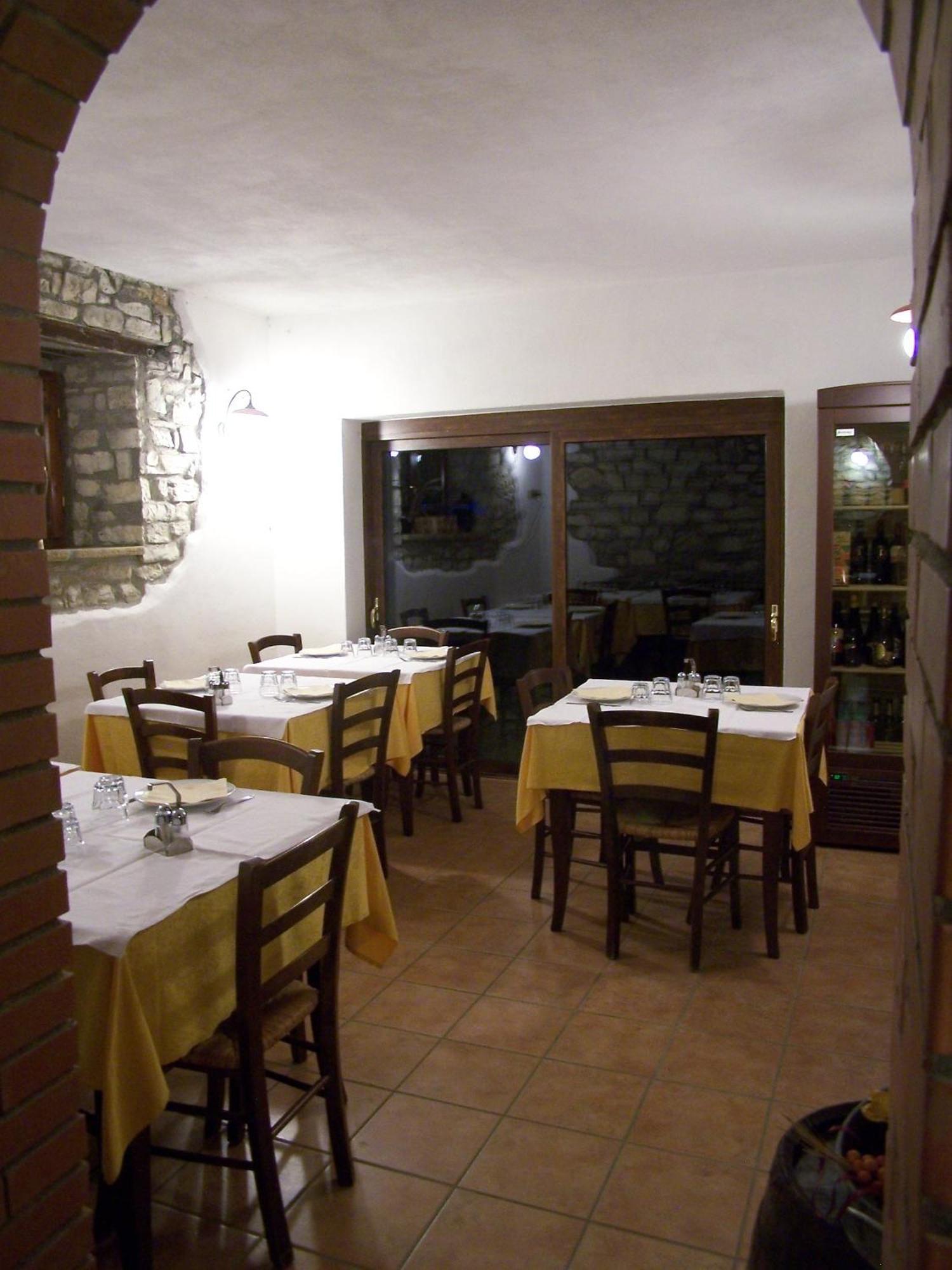 فيلا Agriturismo Fontandrone بييفي سانتو ستيفانو المظهر الخارجي الصورة
